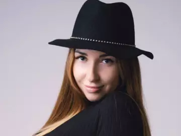 Cherry Live Sex of ariasensual